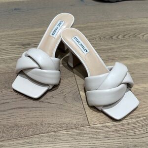 Steve Madden Cream Heeled Sandals